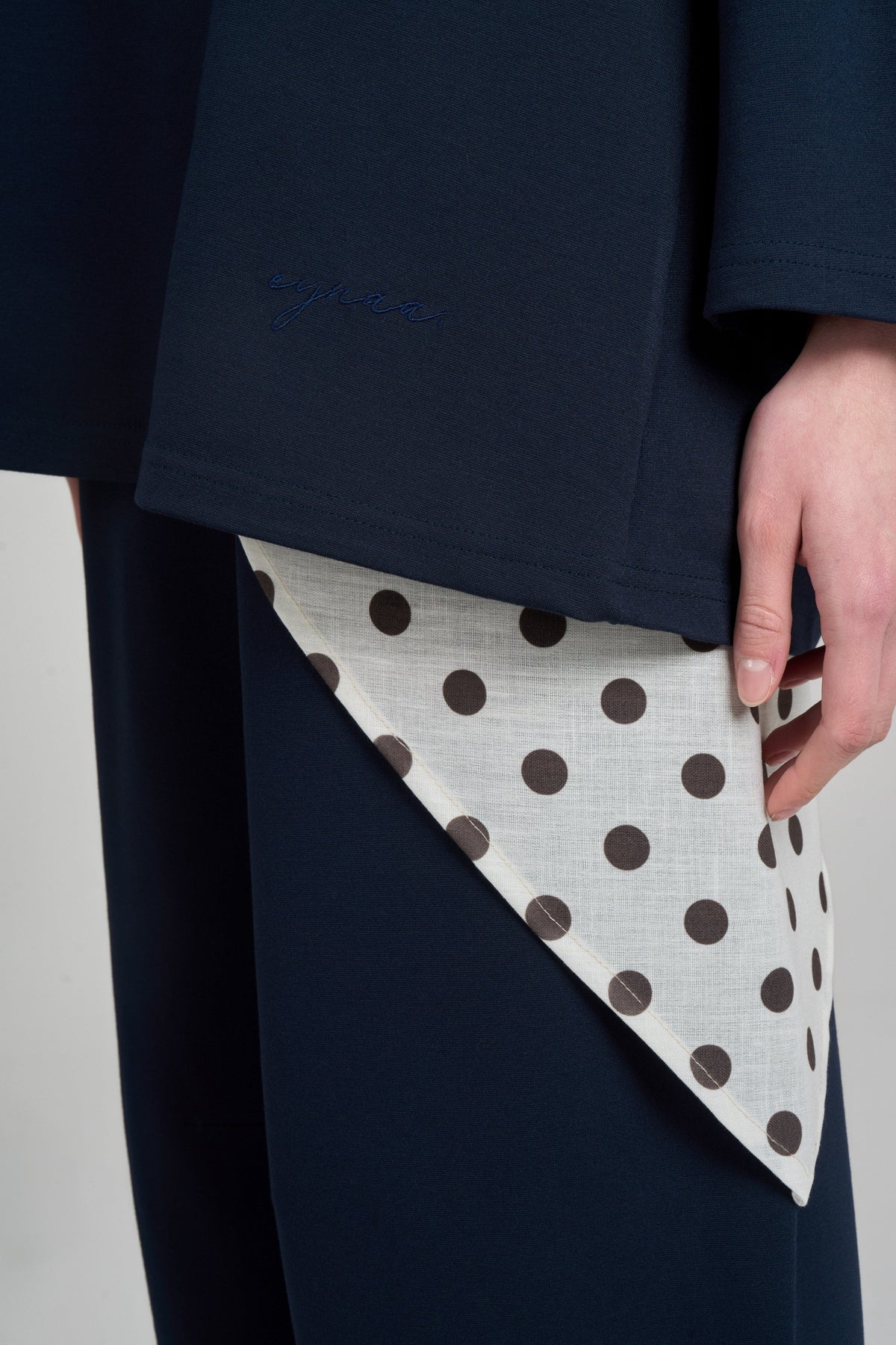 T-SHIRT BARREL [Navy]