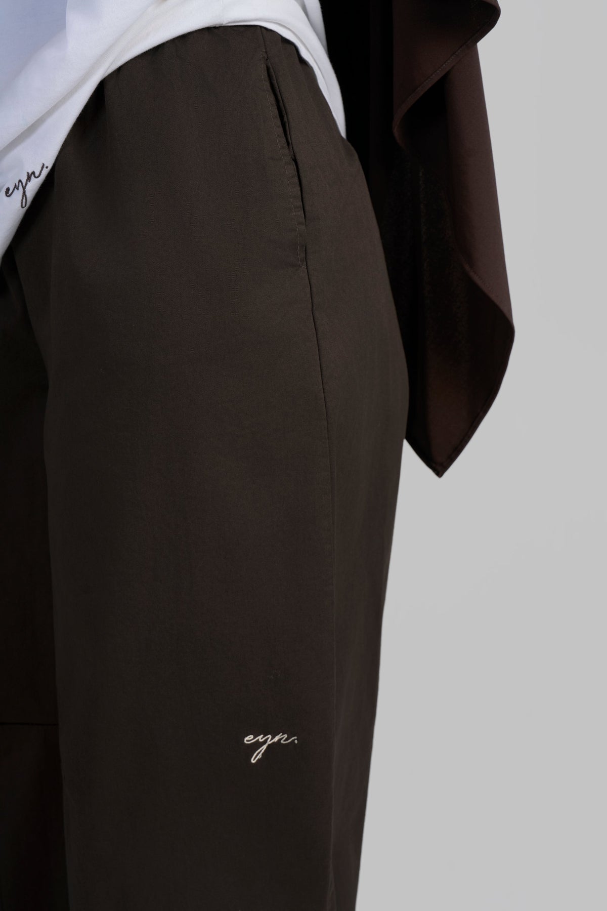 PANTALON BARREL COTON [BROWN]